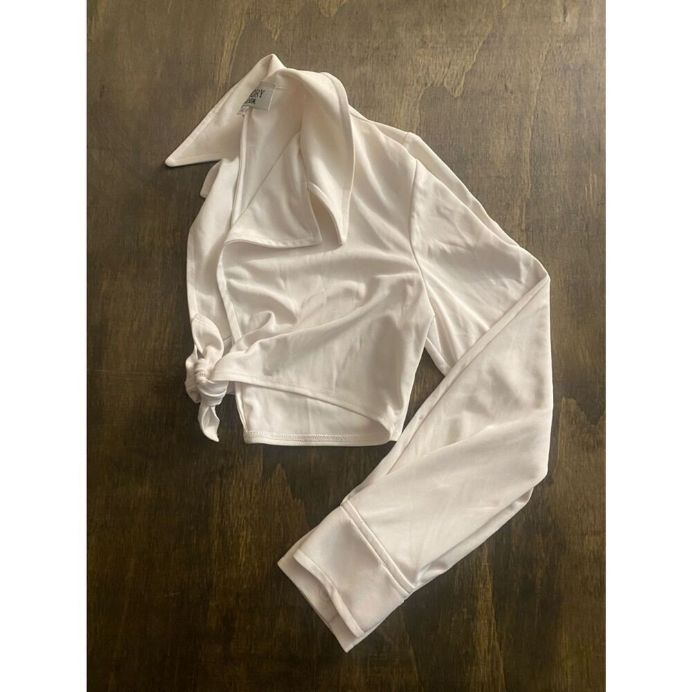 White Tie-Front Long Sleeve Crop Top